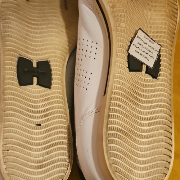 Hogan White Sneakers with Black Laces - Picture 6 of 8